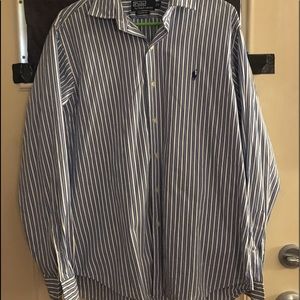 Long sleeve men’s dress shirt